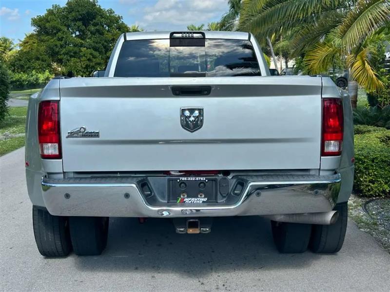 RAM 3500 SLT Crew Cab LWB 2WD DRW 2014