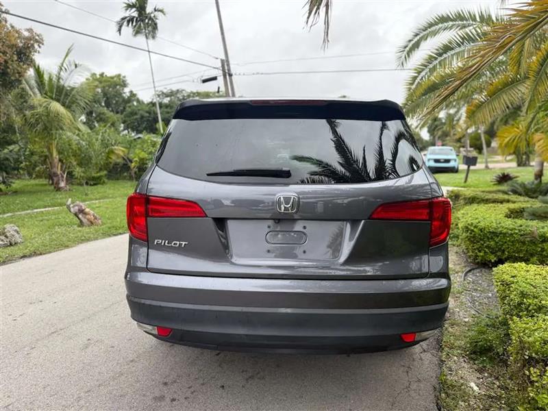 Honda Pilot LX 2WD 2016