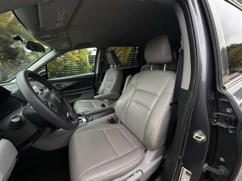 Honda Pilot LX 2WD 2016