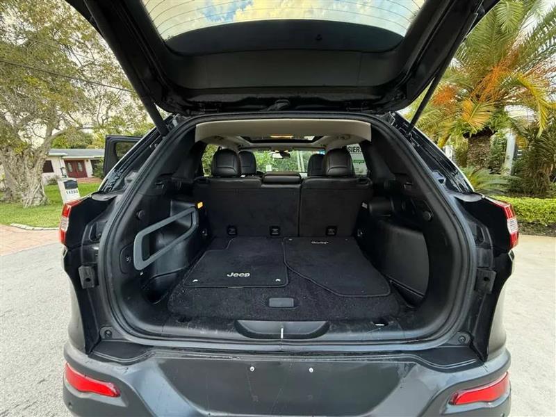 Jeep Cherokee Limited 4WD 2018