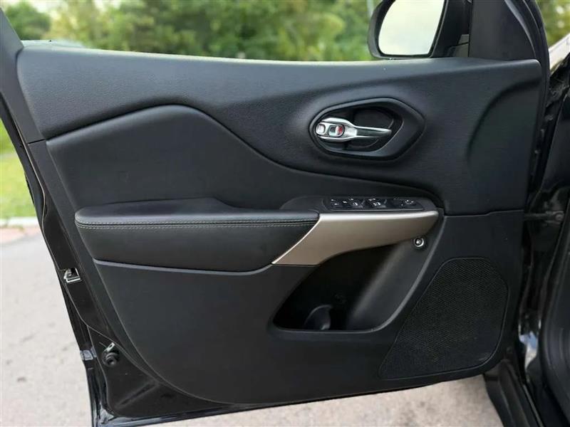 Jeep Cherokee Limited 4WD 2018