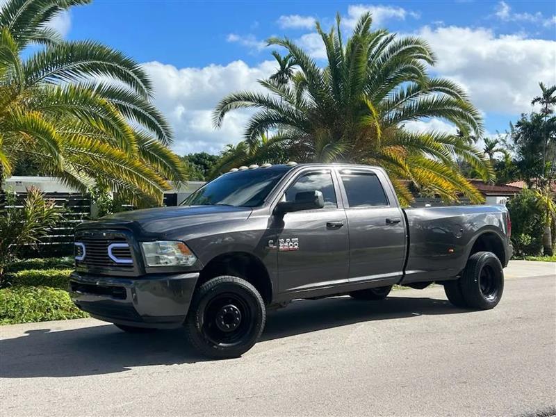 RAM 3500 ST Crew Cab LWB 4WD DRW 2014