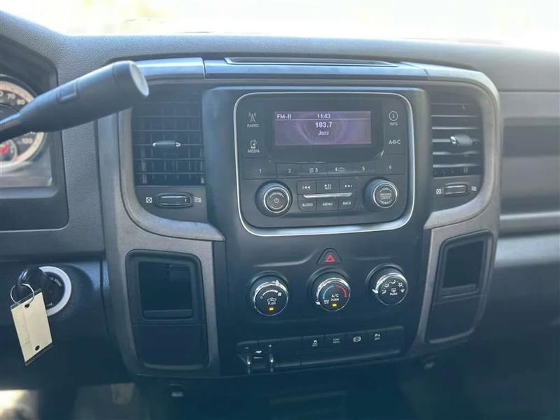 RAM 3500 ST Crew Cab LWB 4WD DRW 2014