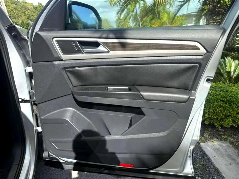 Volkswagen Atlas V6 SE w/Technology 2019