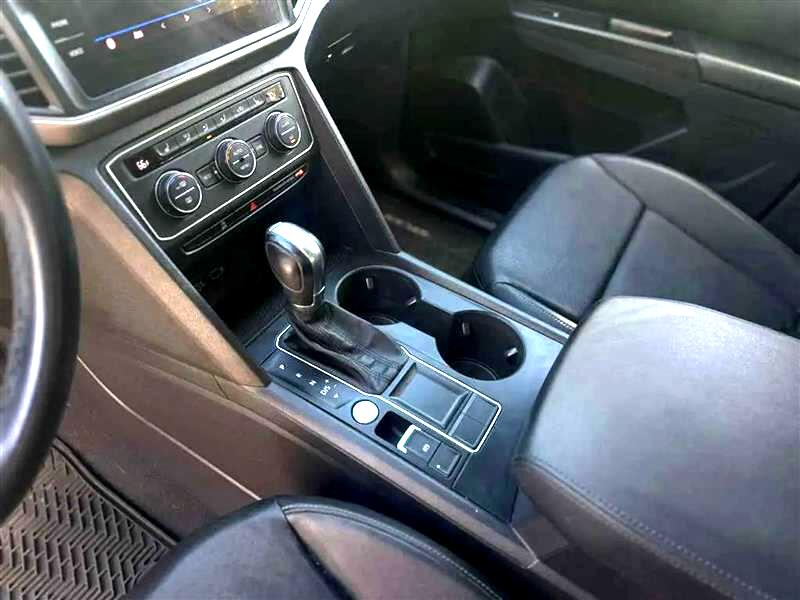 Volkswagen Atlas V6 SE w/Technology 2019