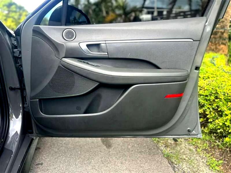 Hyundai Sonata SE 2020