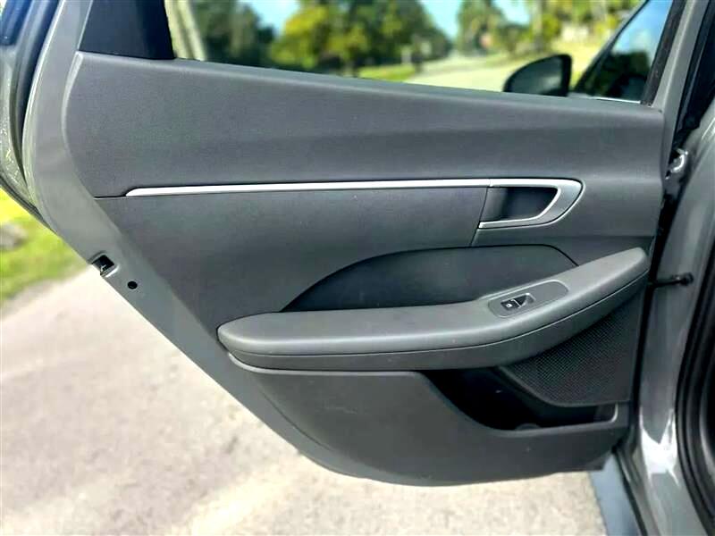 Hyundai Sonata SE 2020