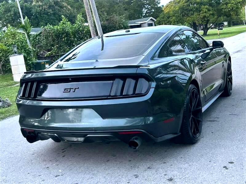 Ford Mustang GT Premium Coupe 2016