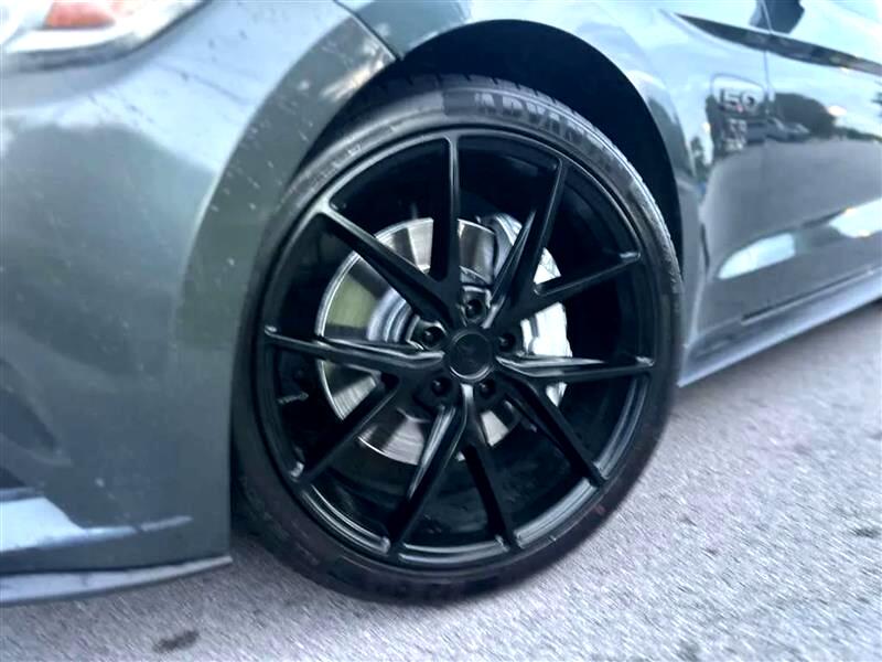 Ford Mustang GT Premium Coupe 2016