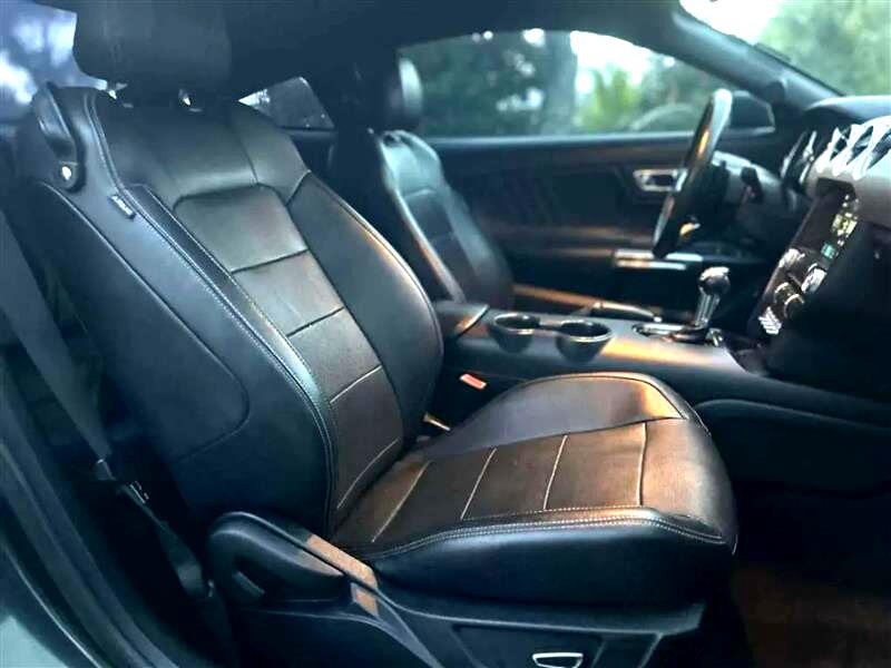 Ford Mustang GT Premium Coupe 2016