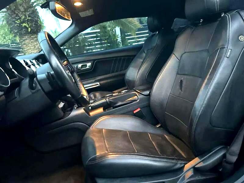 Ford Mustang GT Premium Coupe 2016