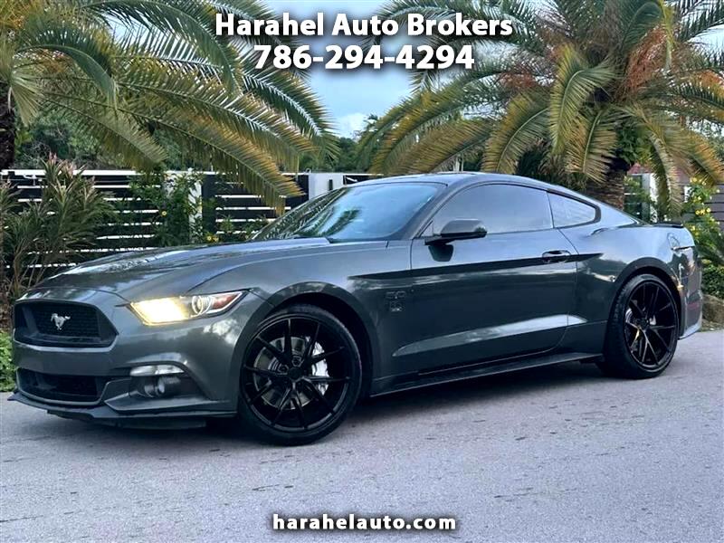 Ford Mustang GT Premium Coupe 2016