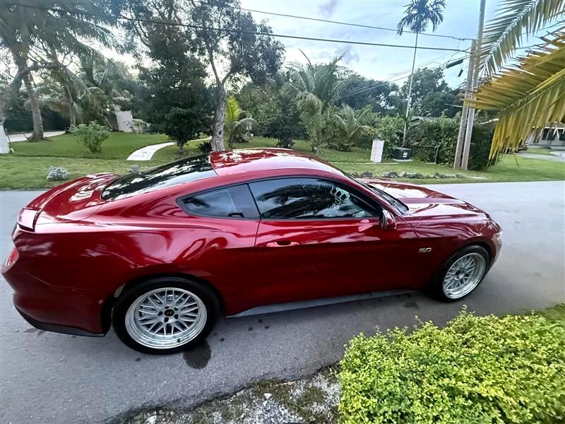 Ford Mustang GT Premium Coupe 2015