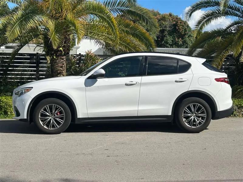 Alfa Romeo Stelvio Sprint 2022