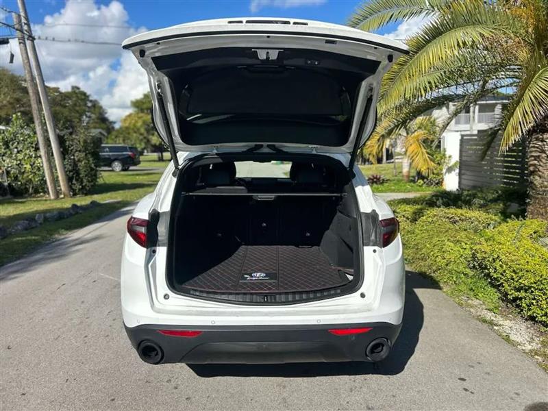 Alfa Romeo Stelvio Sprint 2022