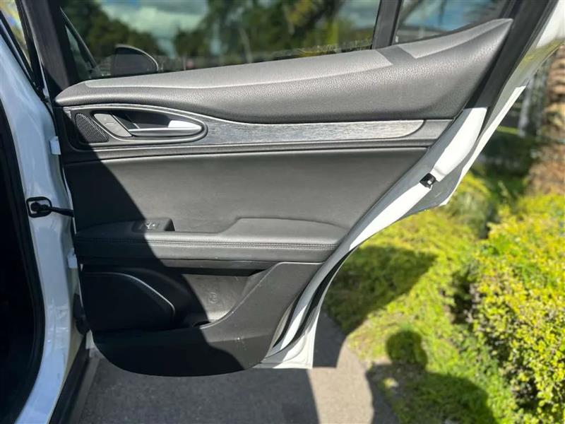 Alfa Romeo Stelvio Sprint 2022