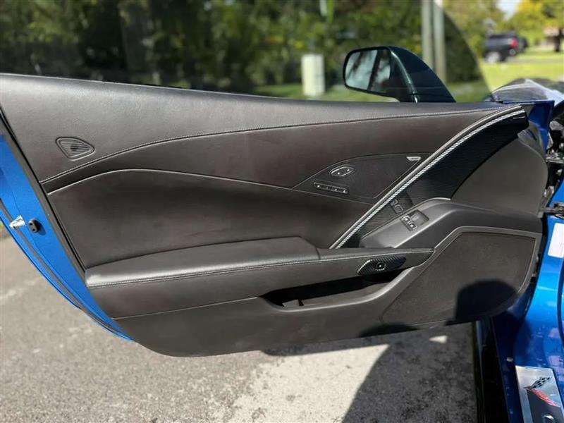 Chevrolet Corvette Z51 2LT Coupe Automatic 2016