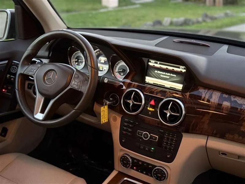 Mercedes-Benz GLK-Class GLK350 2014