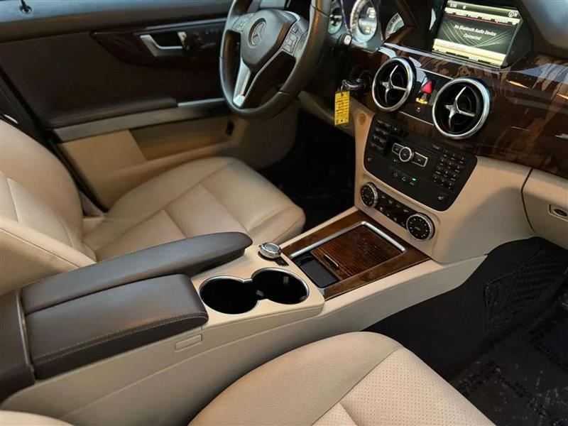 Mercedes-Benz GLK-Class GLK350 2014