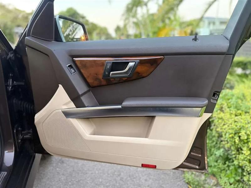 Mercedes-Benz GLK-Class GLK350 2014