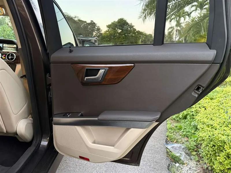 Mercedes-Benz GLK-Class GLK350 2014