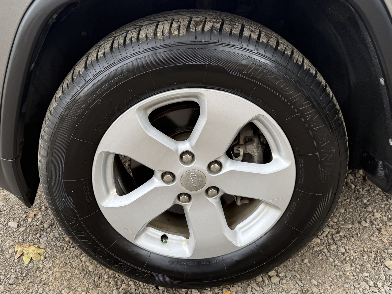 Jeep Grand Cherokee Laredo 2012