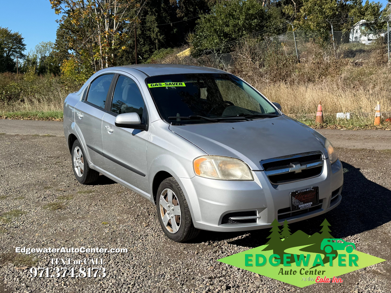 Chevrolet Aveo LS 4-Door 2011