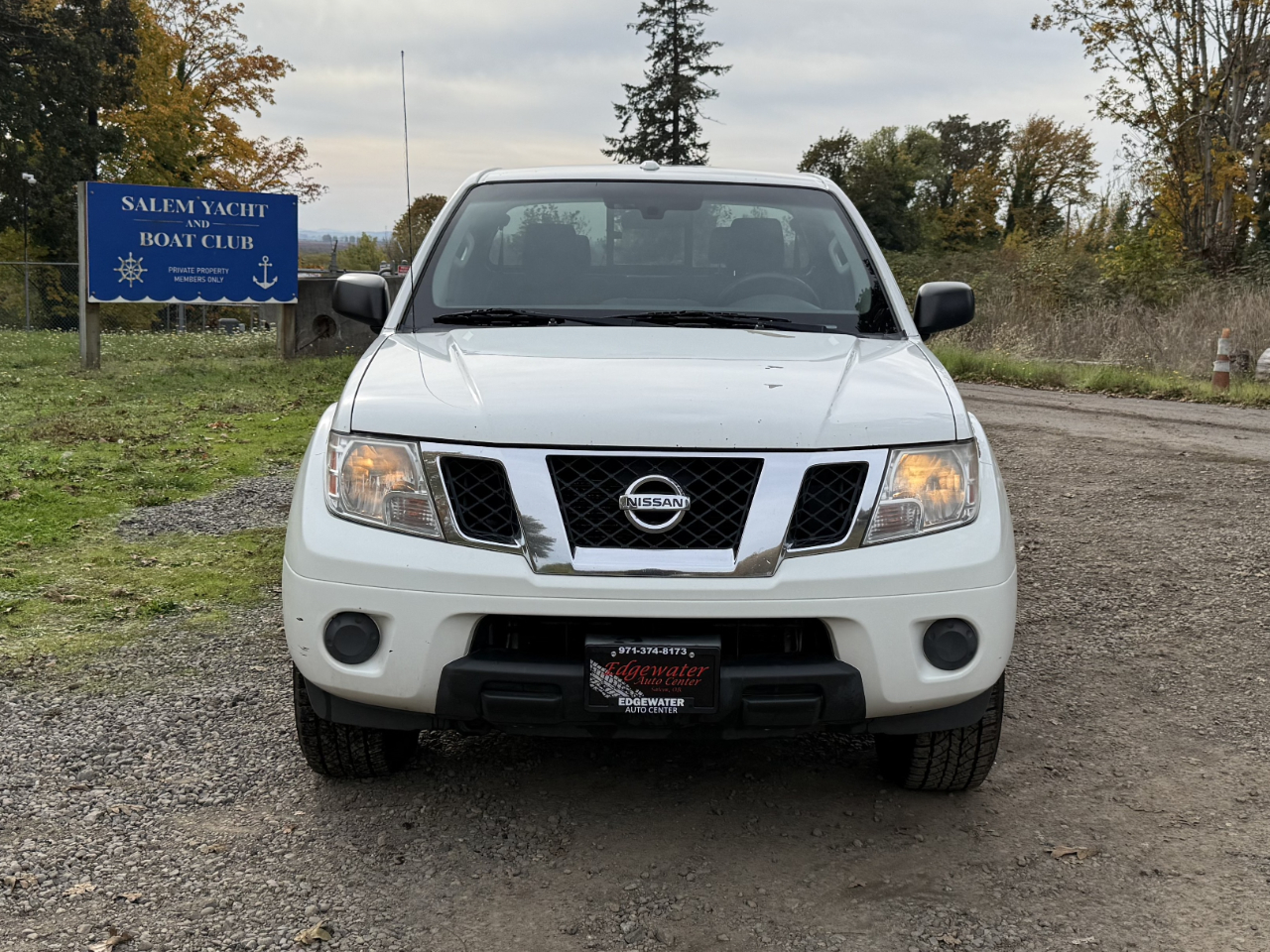 Nissan Frontier SV King Cab 4X4 V6 2013