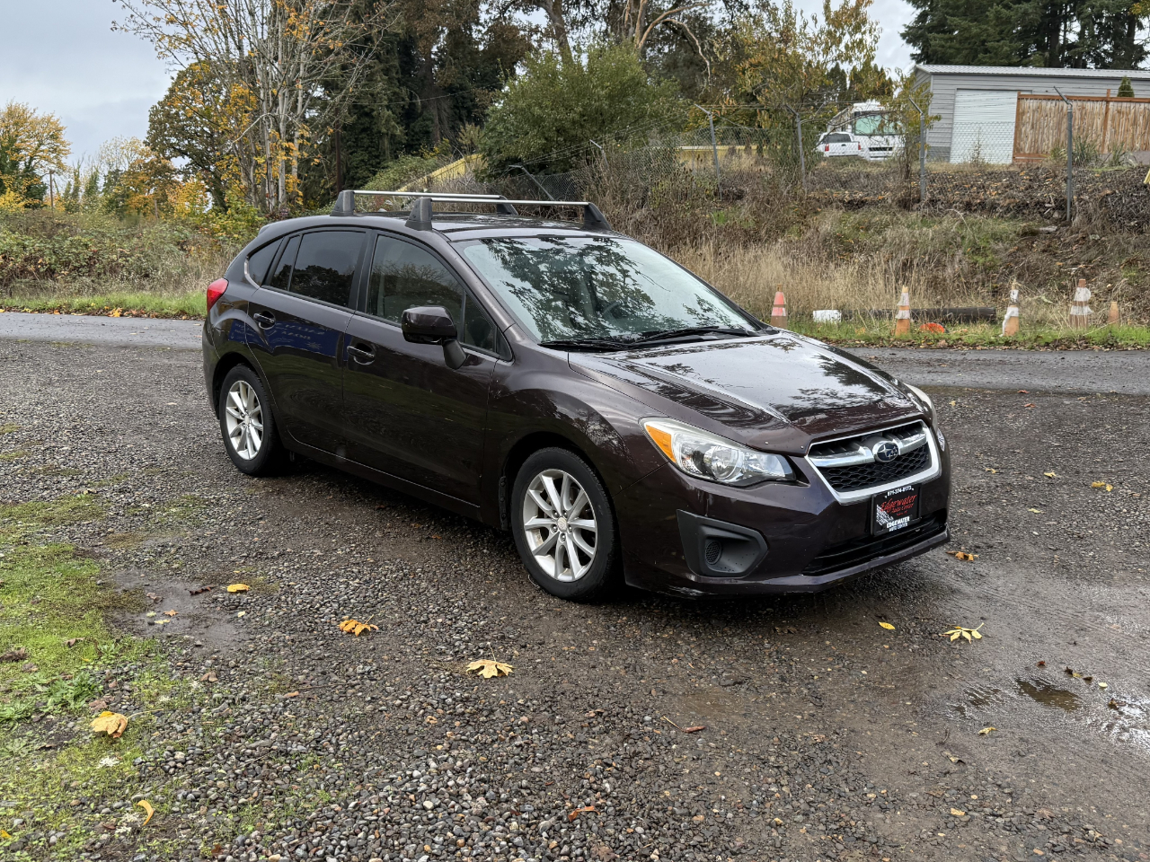 Subaru Impreza 2.0i Premium 5-Door 2013