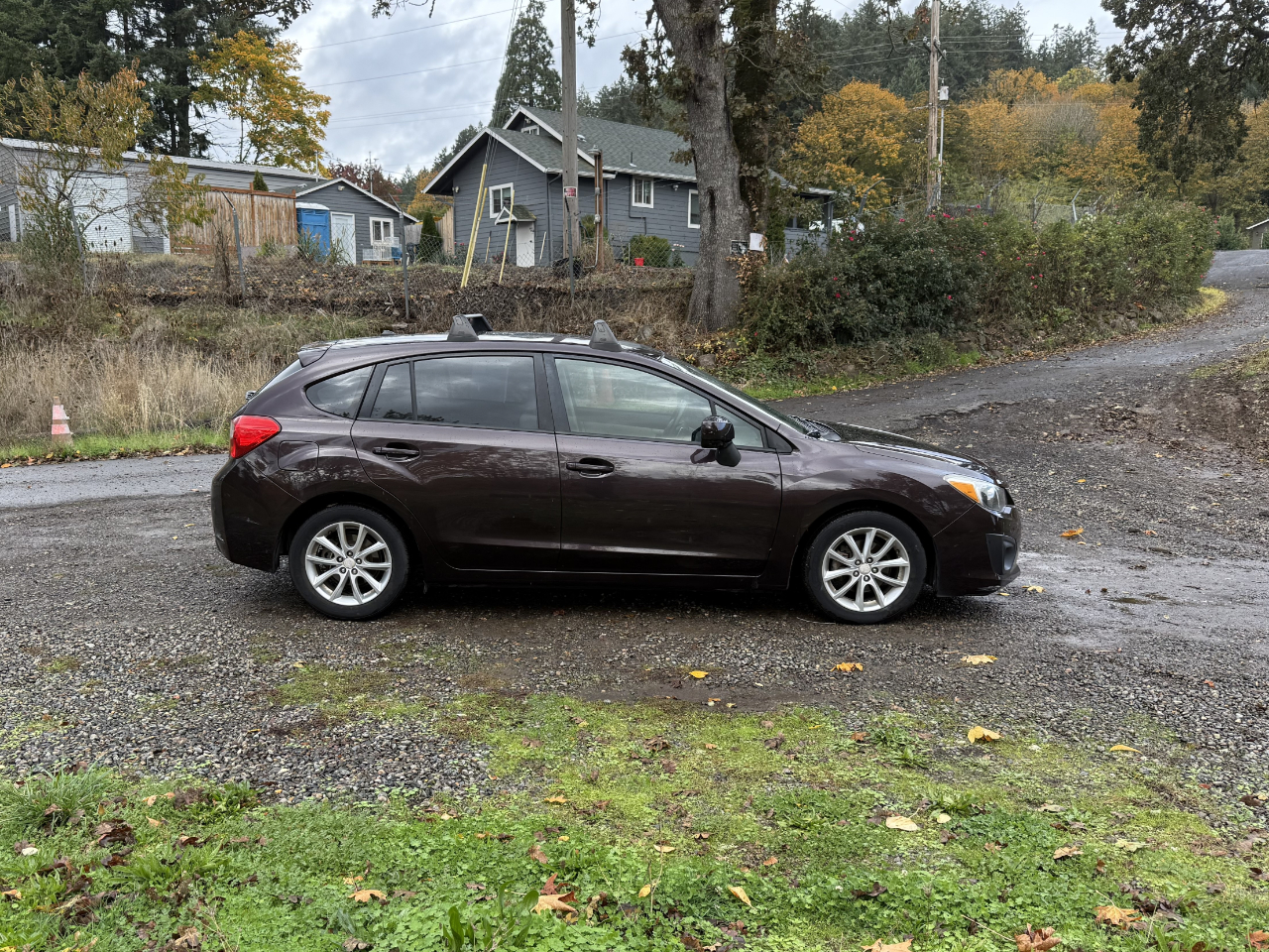 Subaru Impreza 2.0i Premium 5-Door 2013