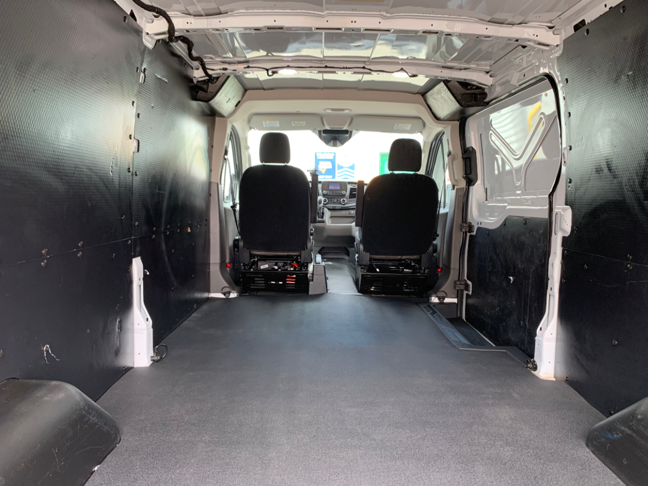2020 Ford Transit Cargo Van photo 12
