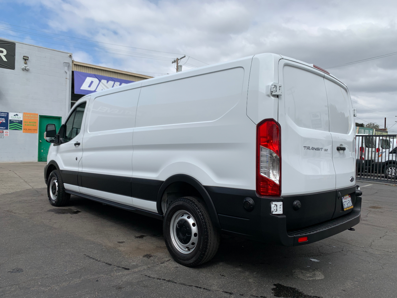 2020 Ford Transit Cargo Van photo 5