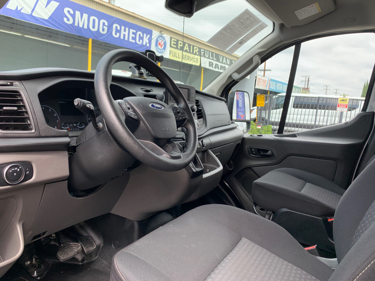 2020 Ford Transit Cargo Van photo 25