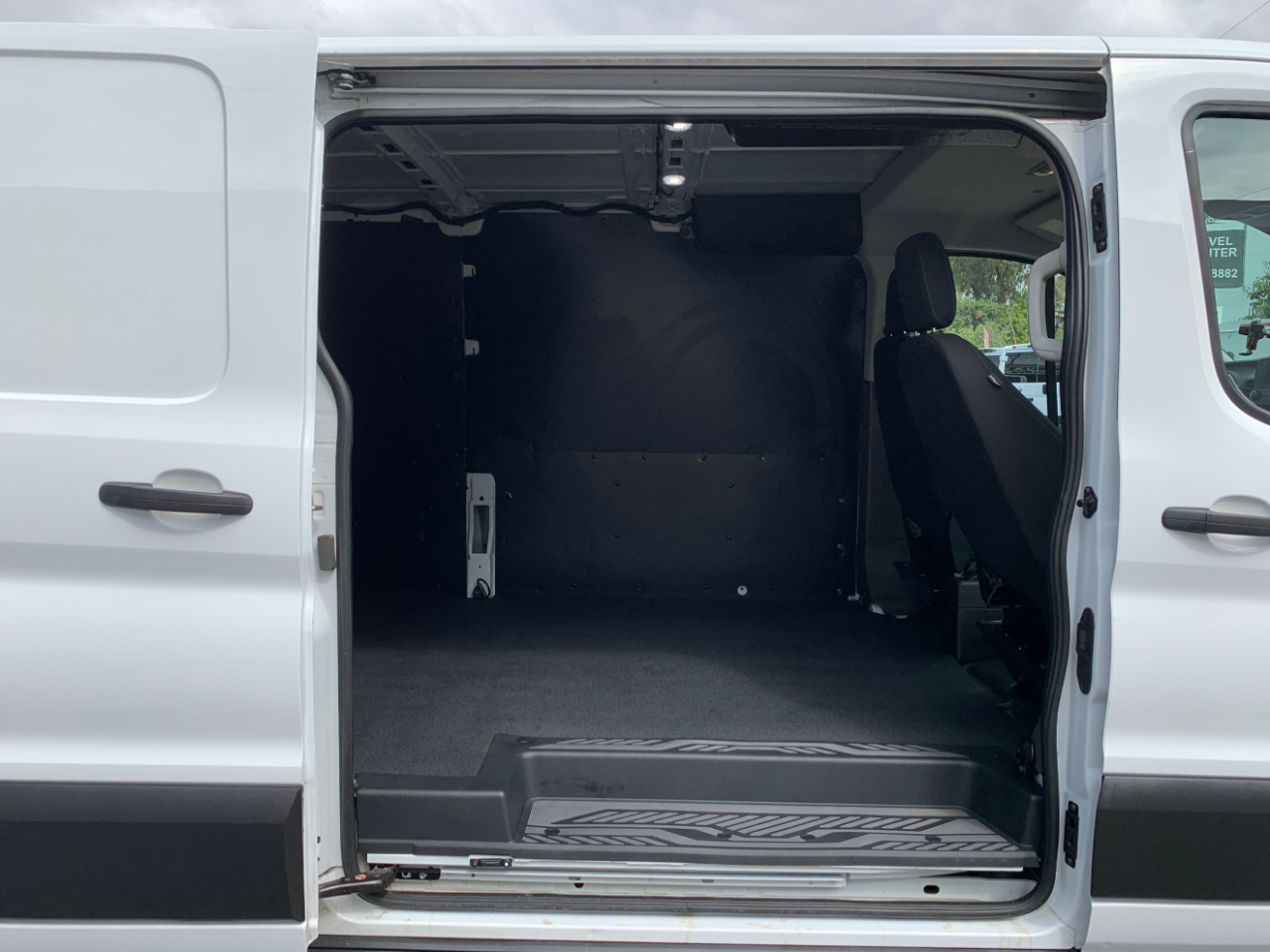 2020 Ford Transit Cargo Van photo 14