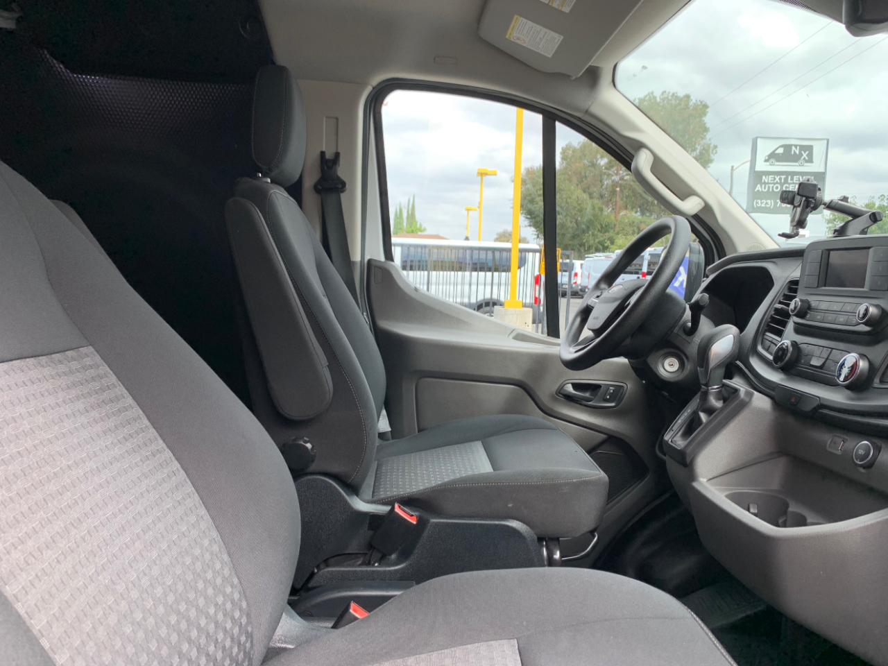 2020 Ford Transit Cargo Van photo 29