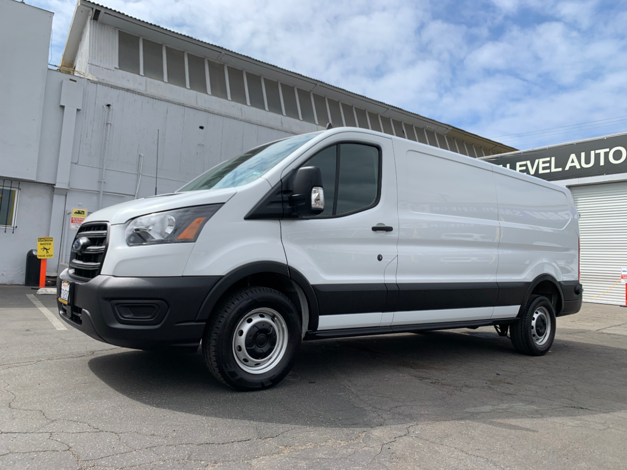 2020 Ford Transit Cargo Van photo 4