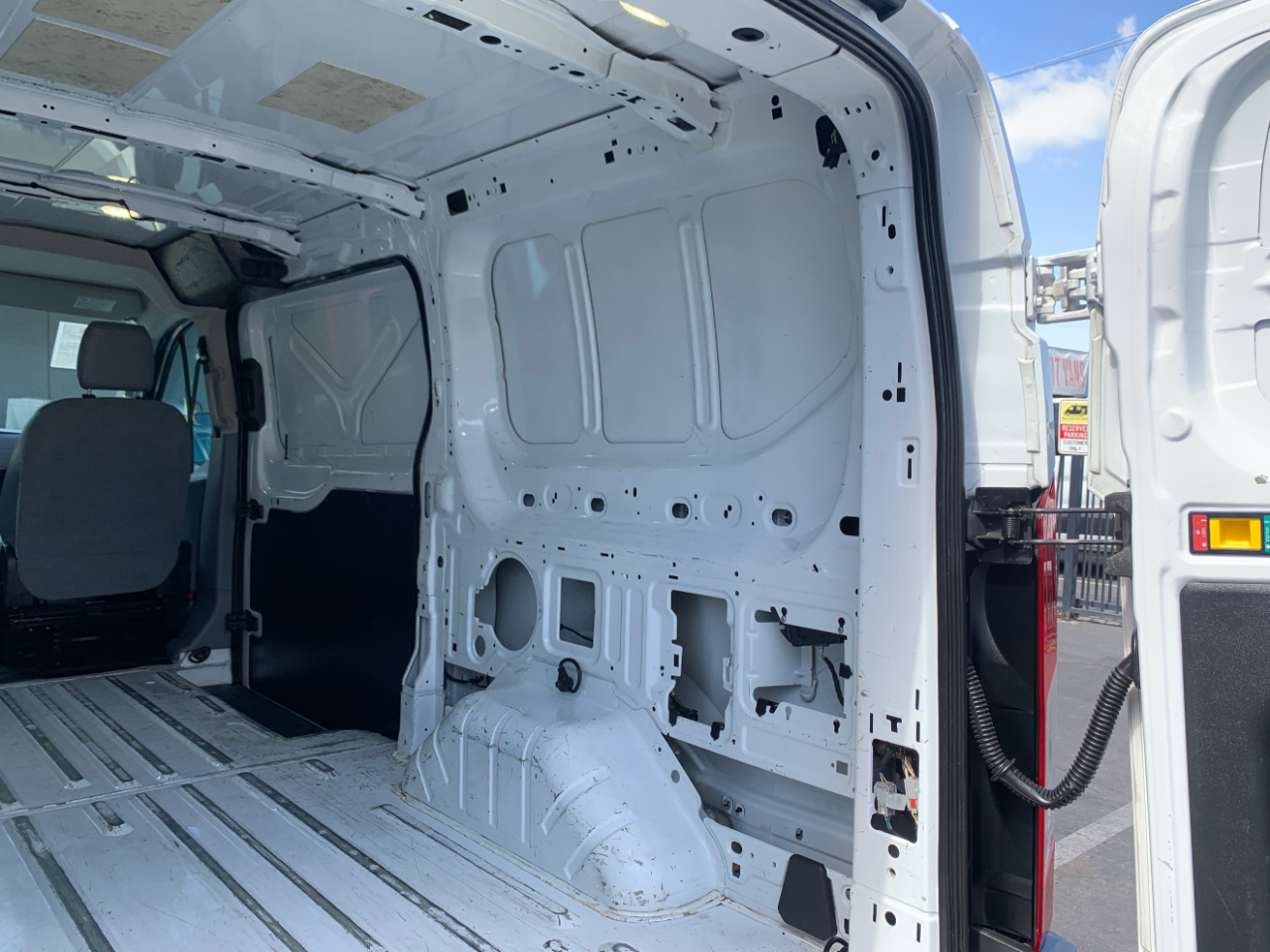 2017 Ford Transit Van photo 16