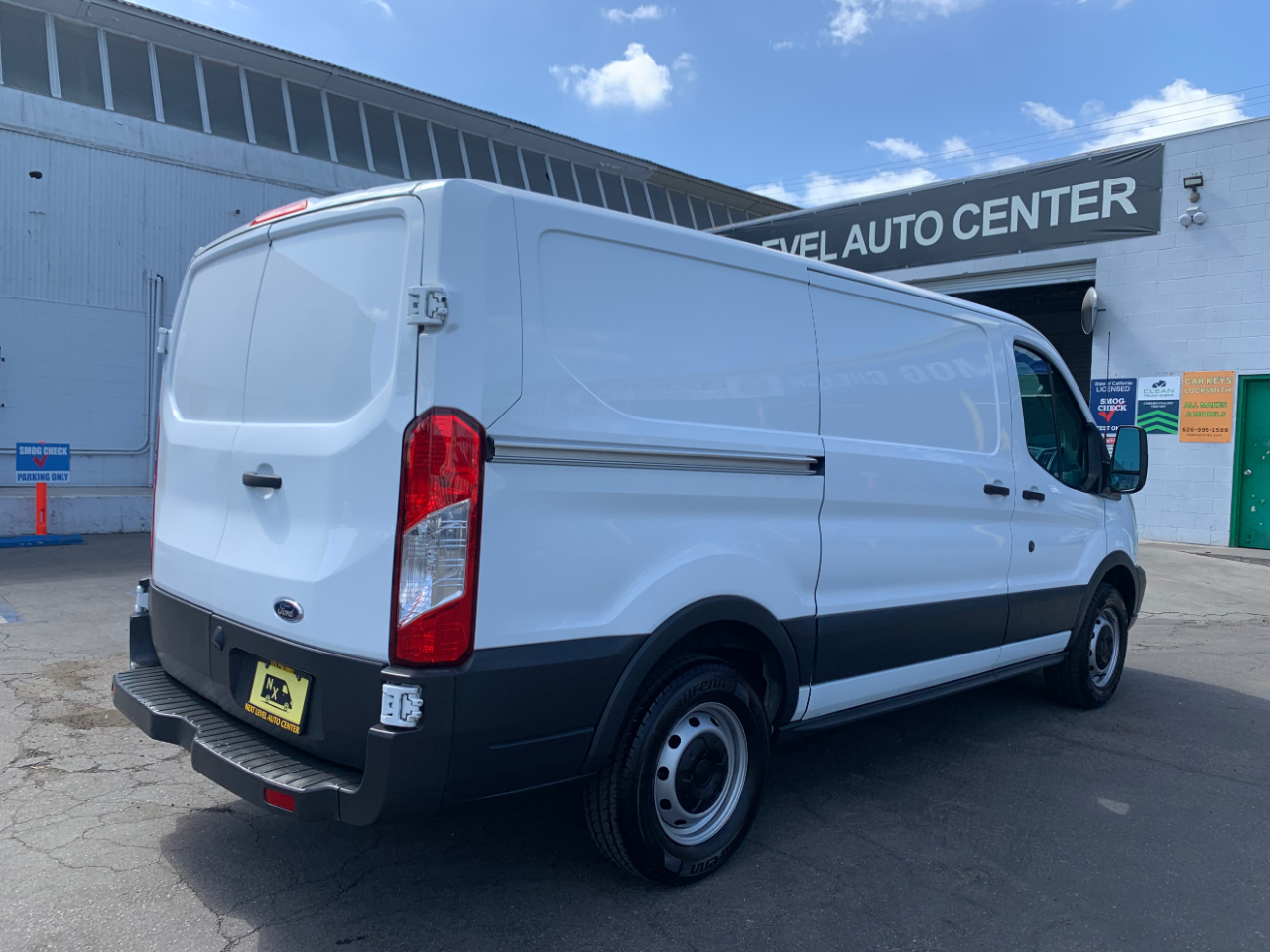 2017 Ford Transit Van photo 7