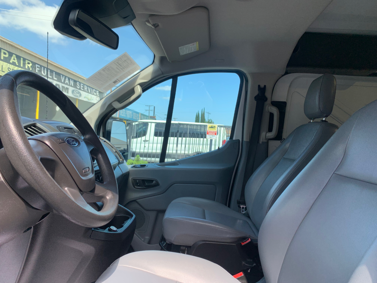 2017 Ford Transit Van photo 31