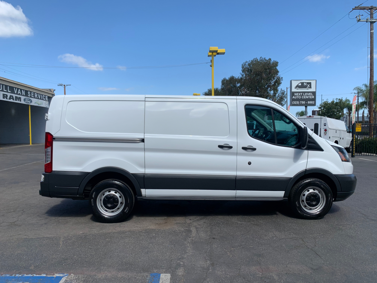 2017 Ford Transit Van photo 9