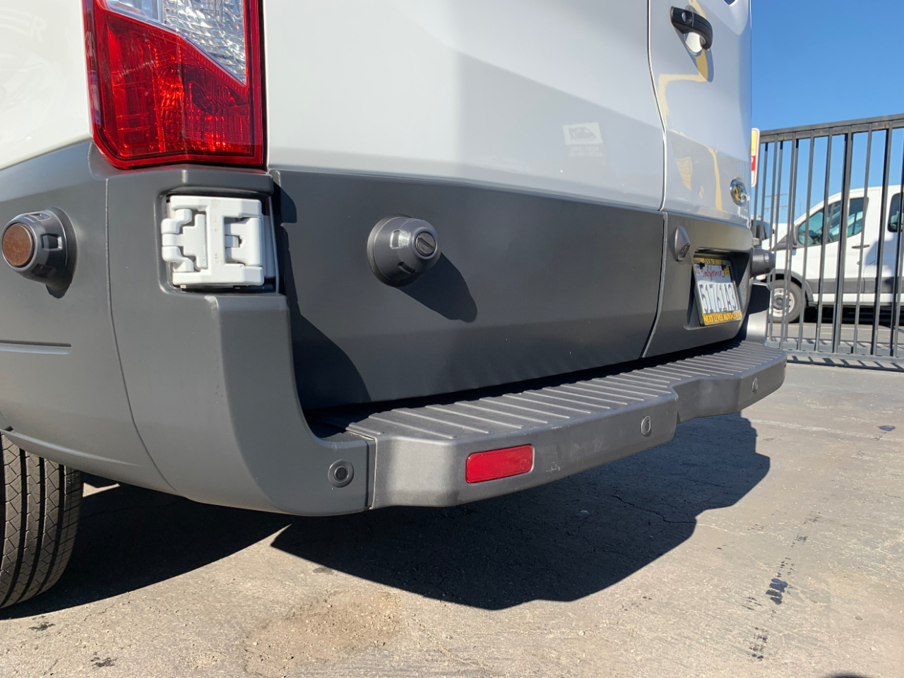 Ford Transit Passenger Wagon T-350 148" Low Roof XL Sliding RH Dr 2018