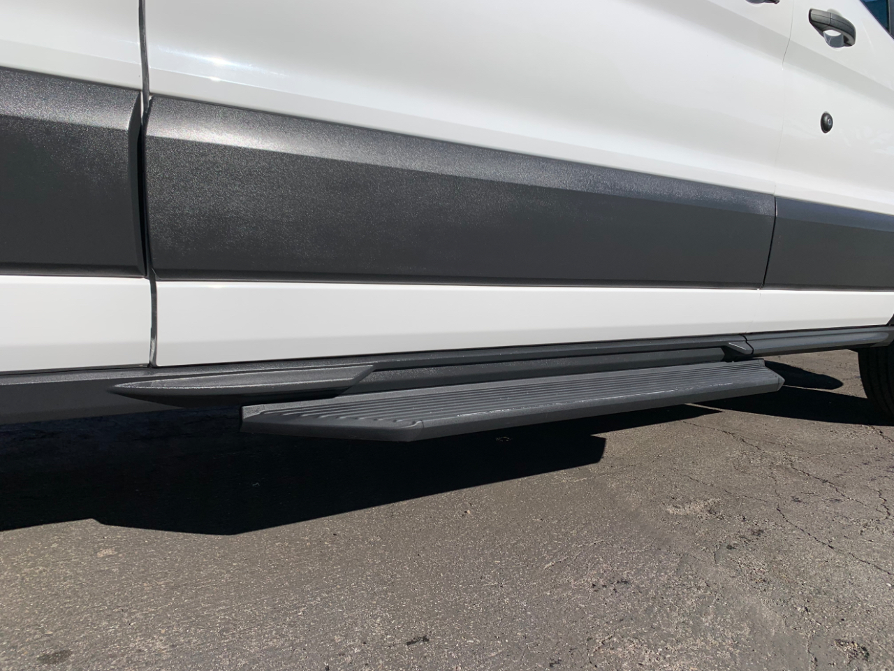 Ford Transit Passenger Wagon T-350 148" Low Roof XL Sliding RH Dr 2018