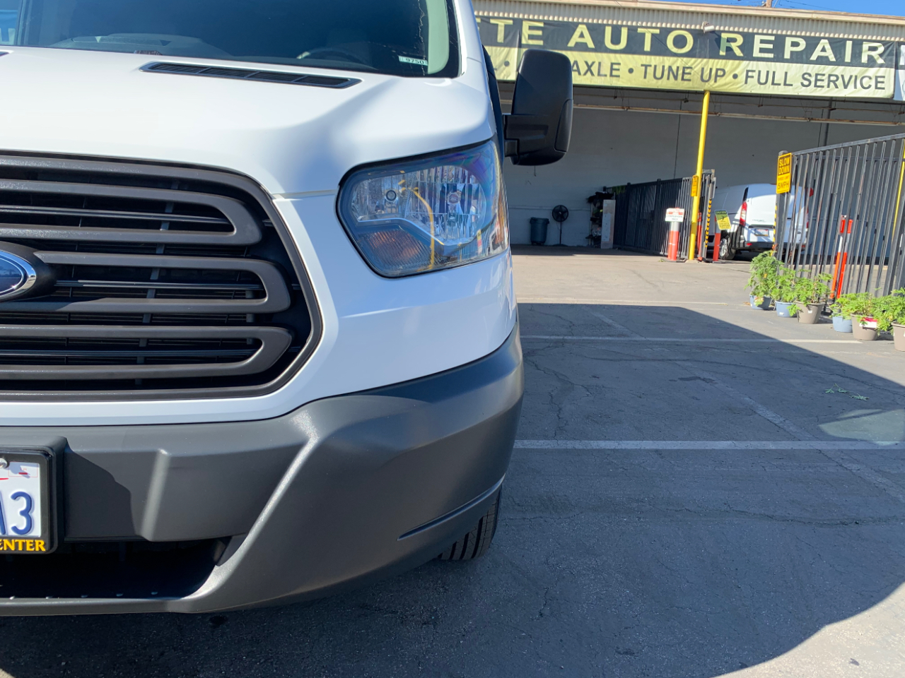 Ford Transit Passenger Wagon T-350 148" Low Roof XL Sliding RH Dr 2018