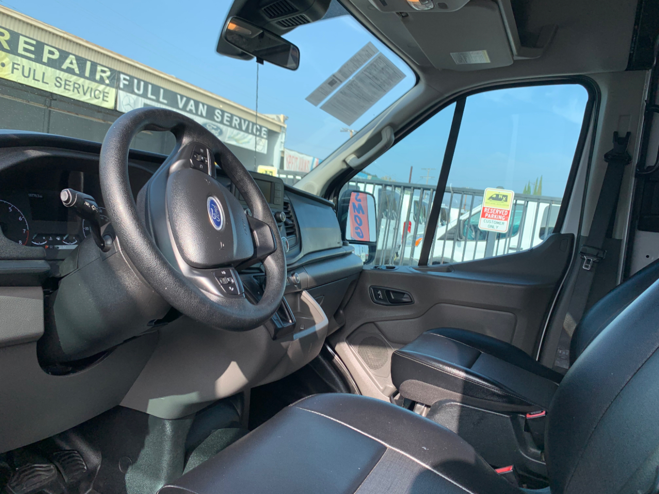 Ford Transit Cargo Van T-250 148" Med Rf 9070 GVWR RWD 2020