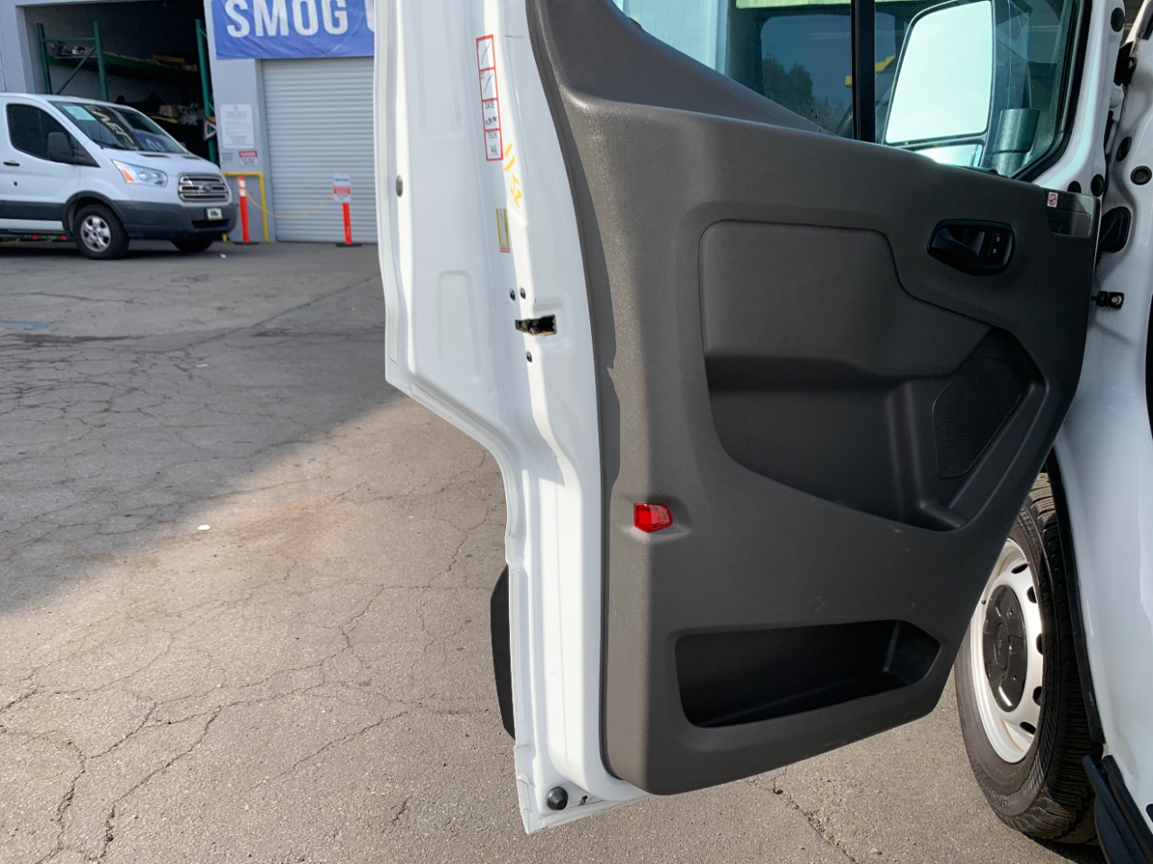 Ford Transit Cargo Van T-250 148" Med Rf 9070 GVWR RWD 2020