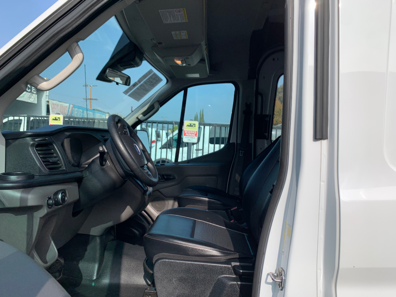 Ford Transit Cargo Van T-250 148" Med Rf 9070 GVWR RWD 2020