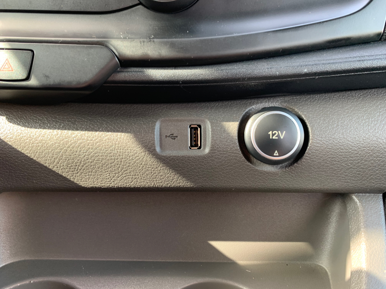 Ford Transit Cargo Van T-250 148" Med Rf 9070 GVWR RWD 2020