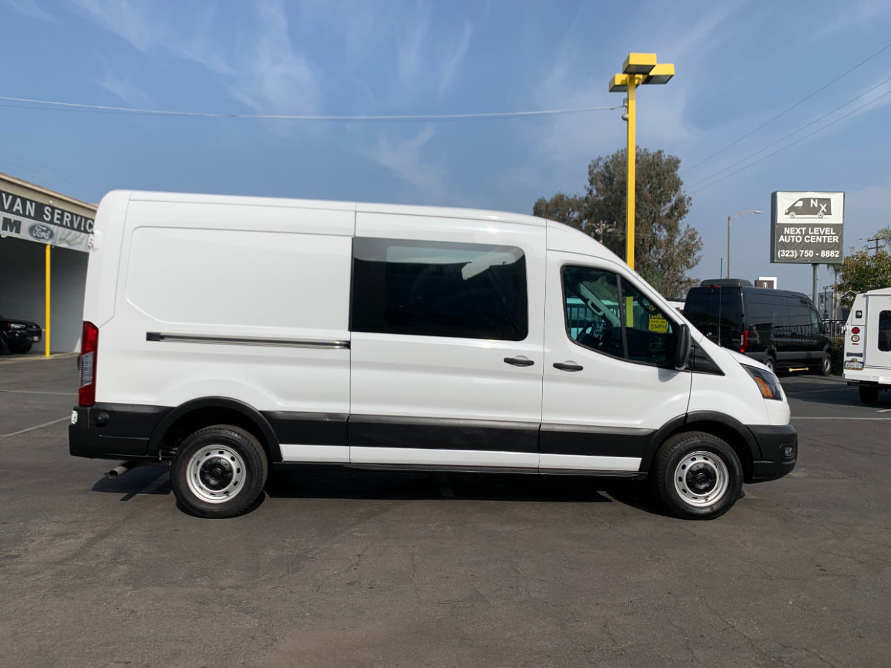 Ford Transit Cargo Van T-250 148" Med Rf 9070 GVWR RWD 2020