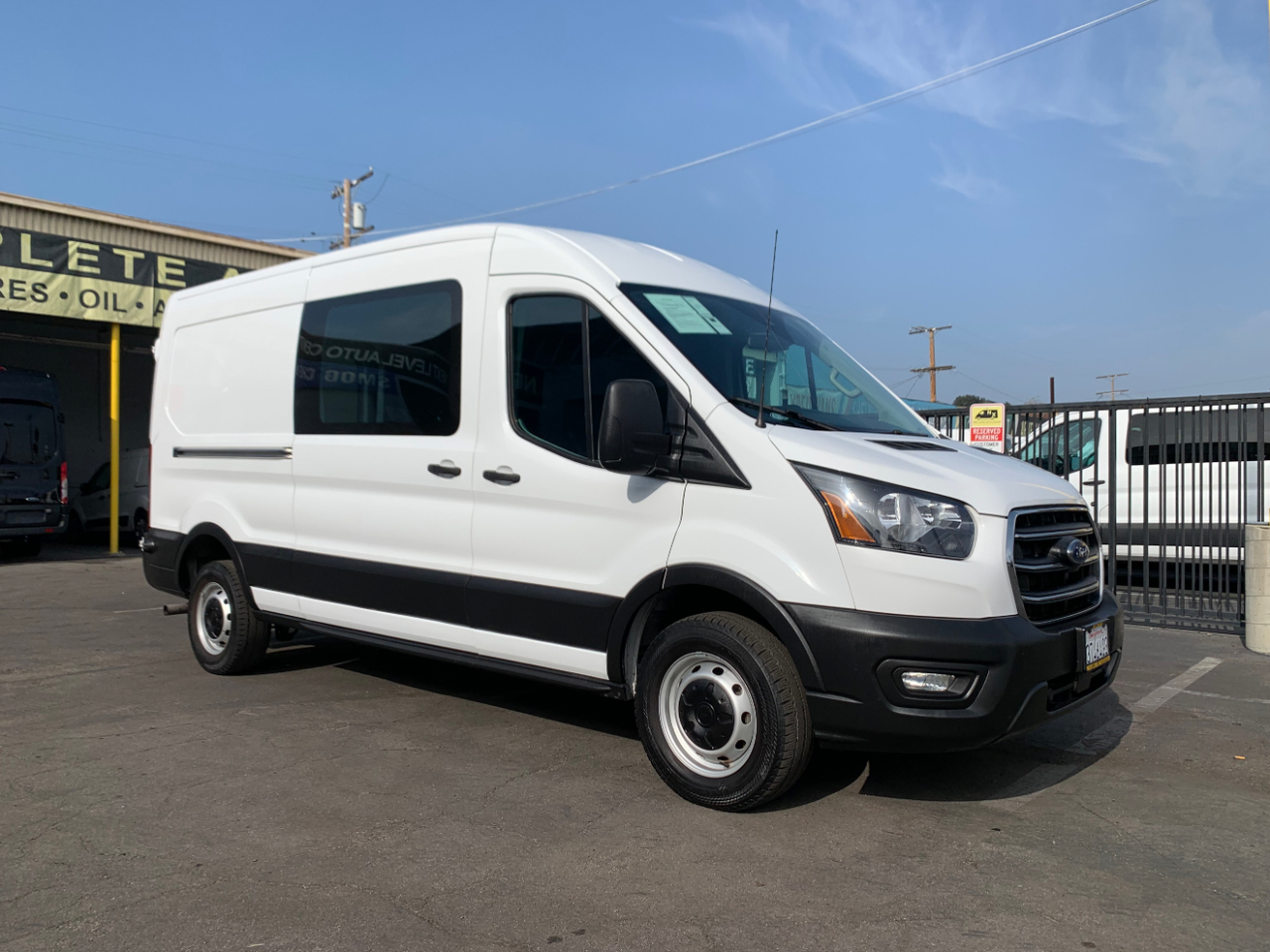 Ford Transit Cargo Van T-250 148" Med Rf 9070 GVWR RWD 2020