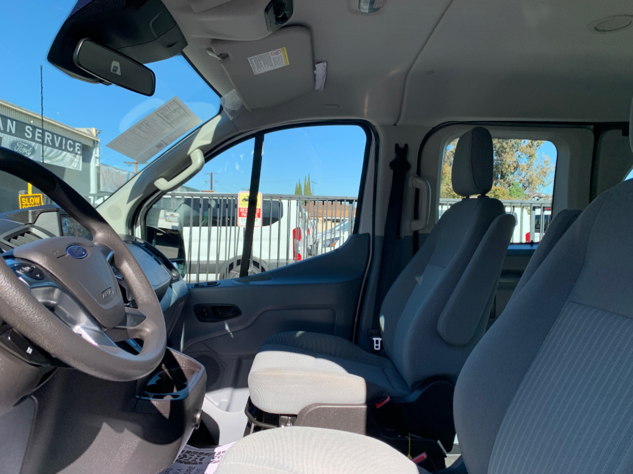 Ford Transit Wagon T-350 148" Low Roof XLT Swing-Out RH Dr 2015